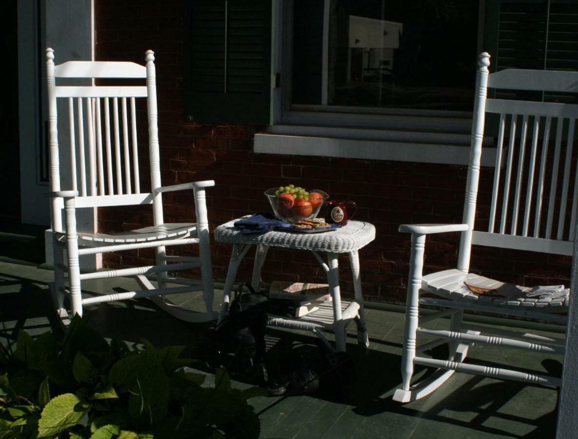 Bed & Breakfast Grape Arbor North East